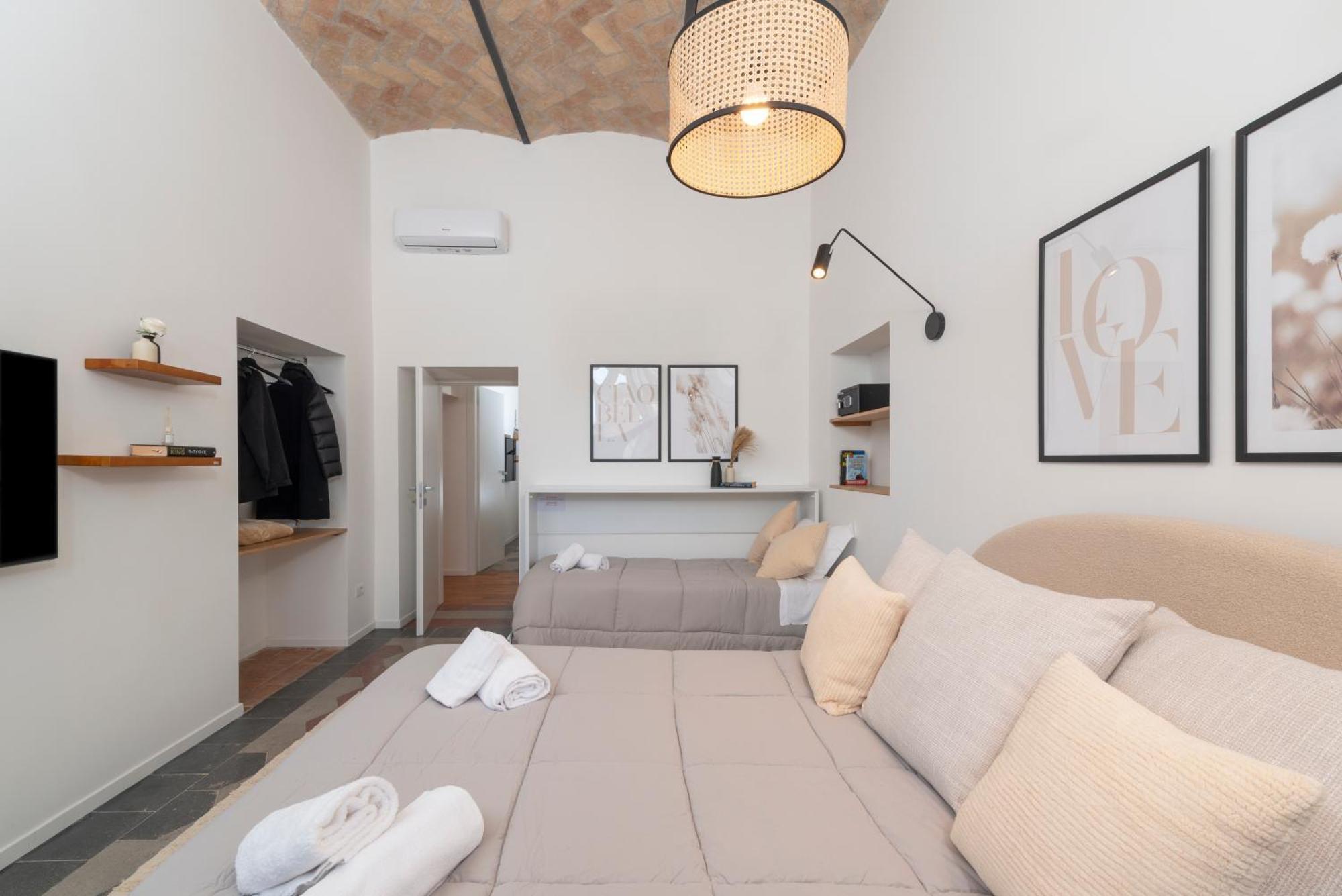 Colosseo Flats And Penthouse Рим Екстериор снимка