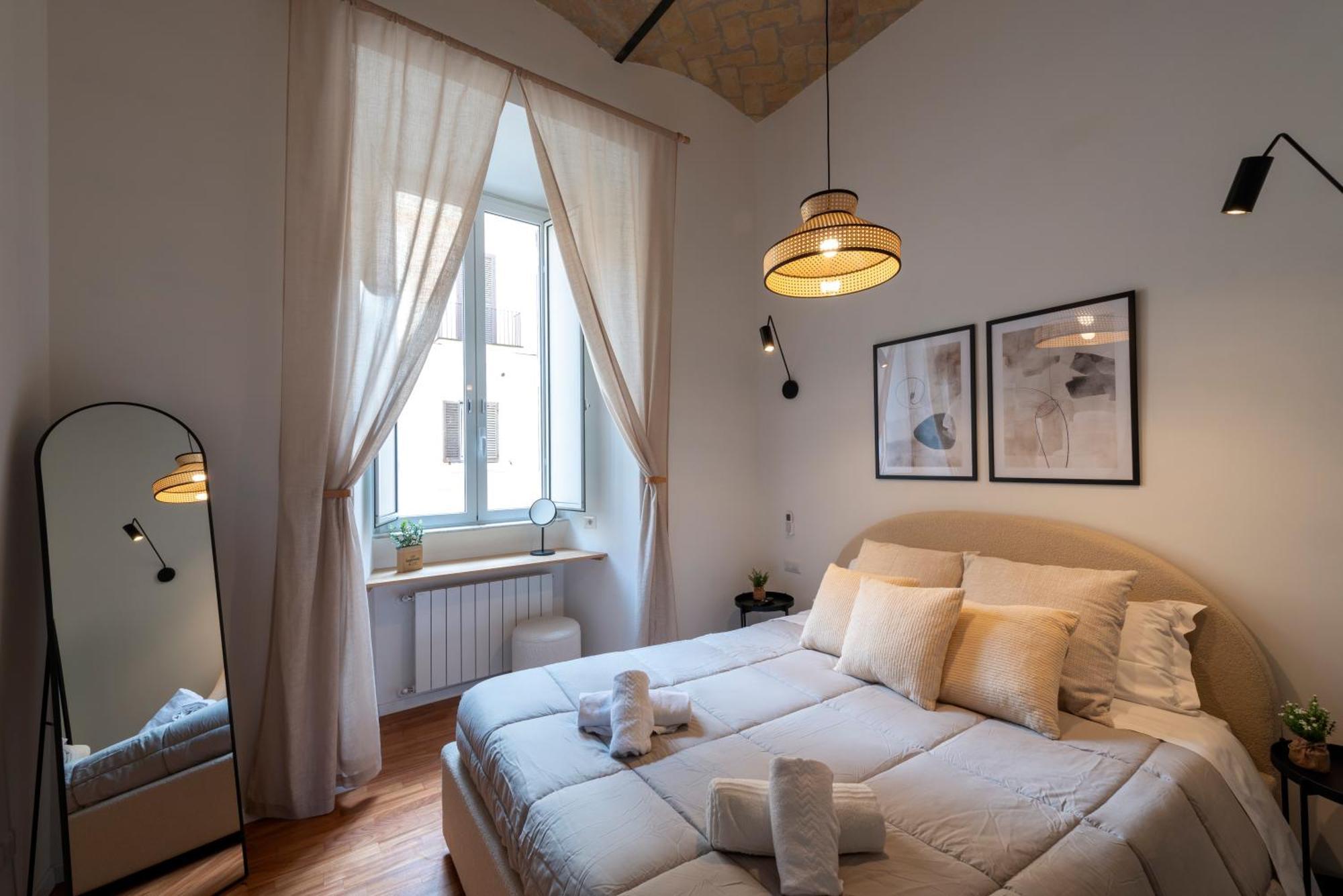 Colosseo Flats And Penthouse Рим Екстериор снимка