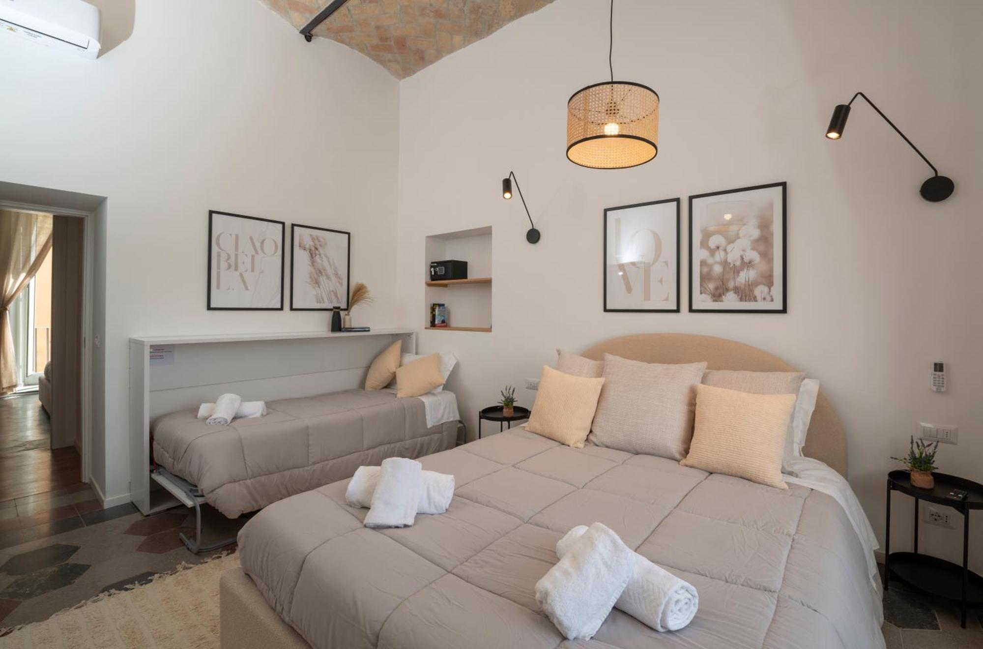Colosseo Flats And Penthouse Рим Екстериор снимка