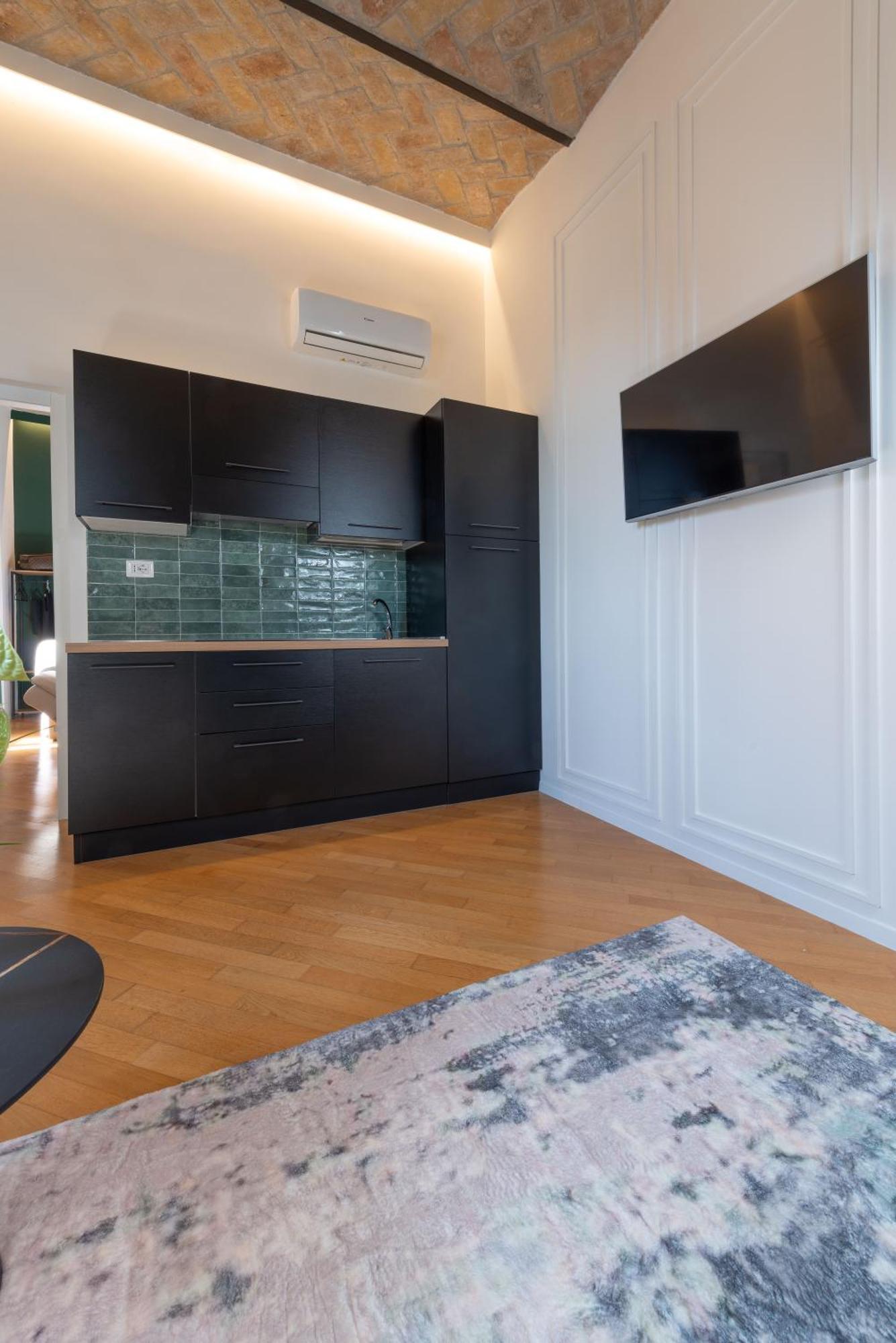 Colosseo Flats And Penthouse Рим Екстериор снимка