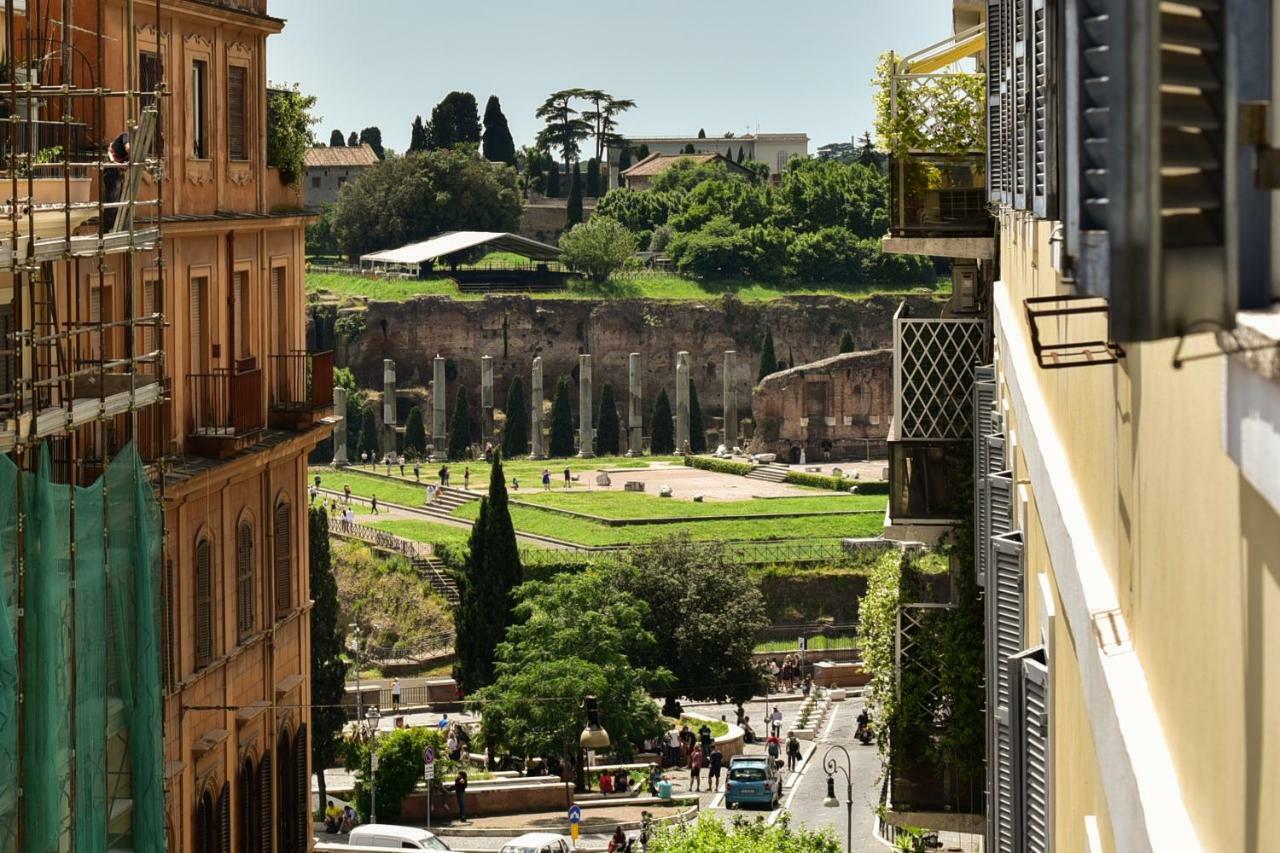 Colosseo Flats And Penthouse Рим Екстериор снимка